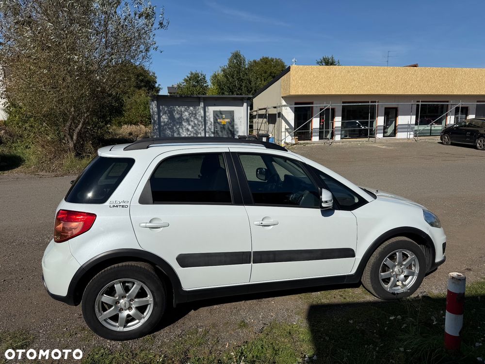 Suzuki SX4 1.6 VVT Automatic 4x2 Style - 9