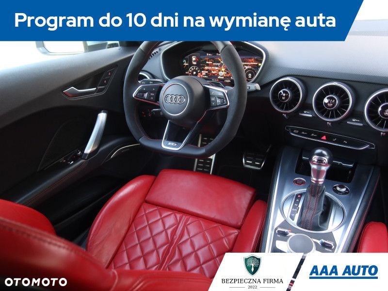 Audi TT S Coupé - 8