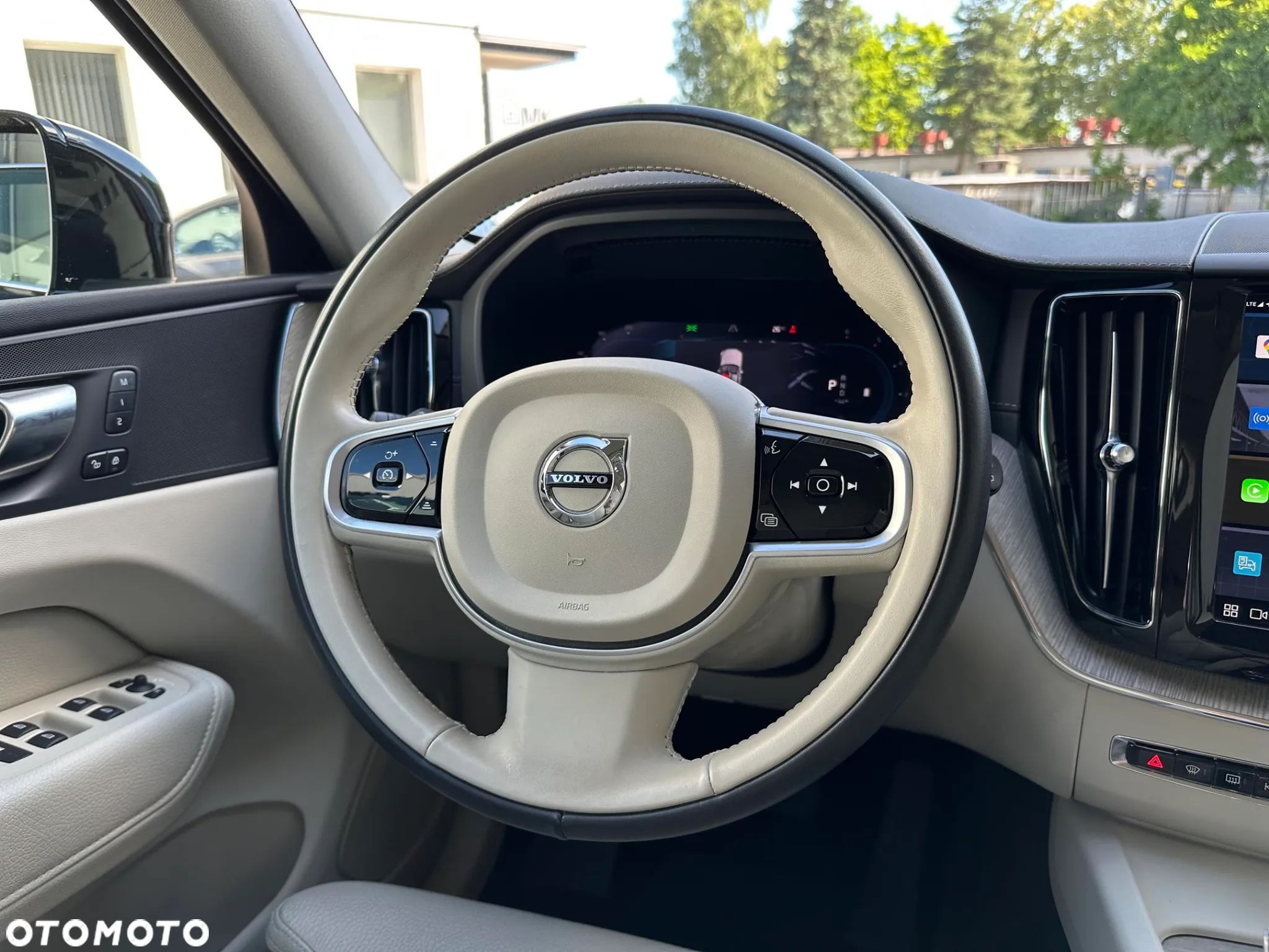 Volvo XC 60 B4 D AWD Inscription - 12