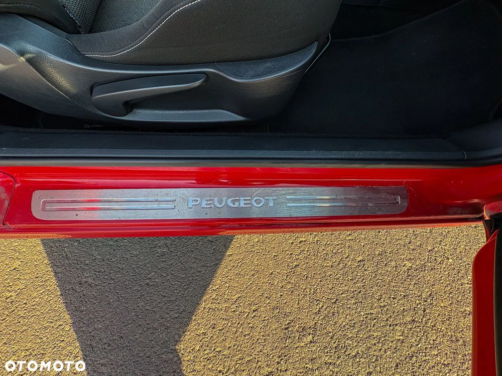Peugeot 207 CC 120 VTi Sport - 27