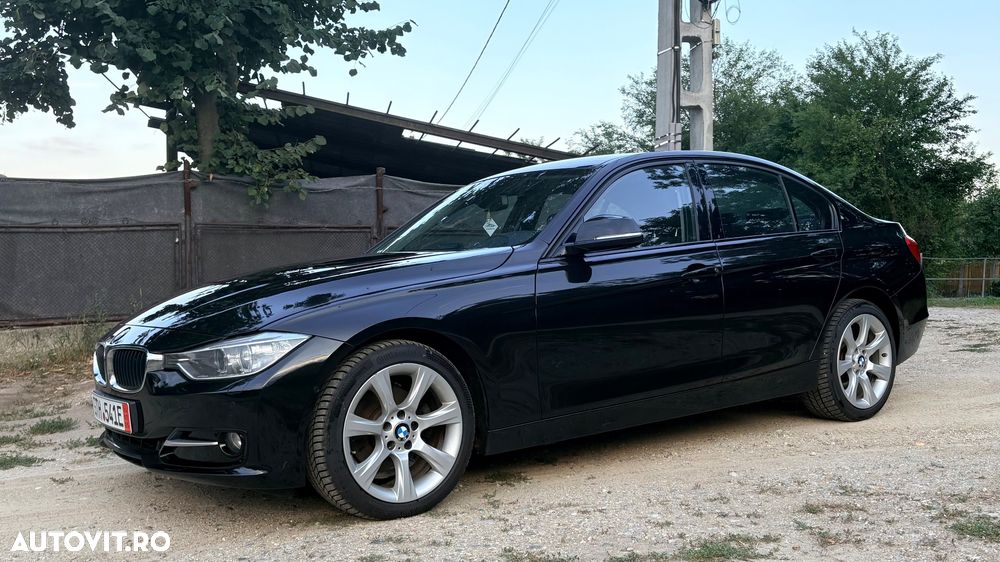BMW Seria 3 320d xDrive Sport Line - 13