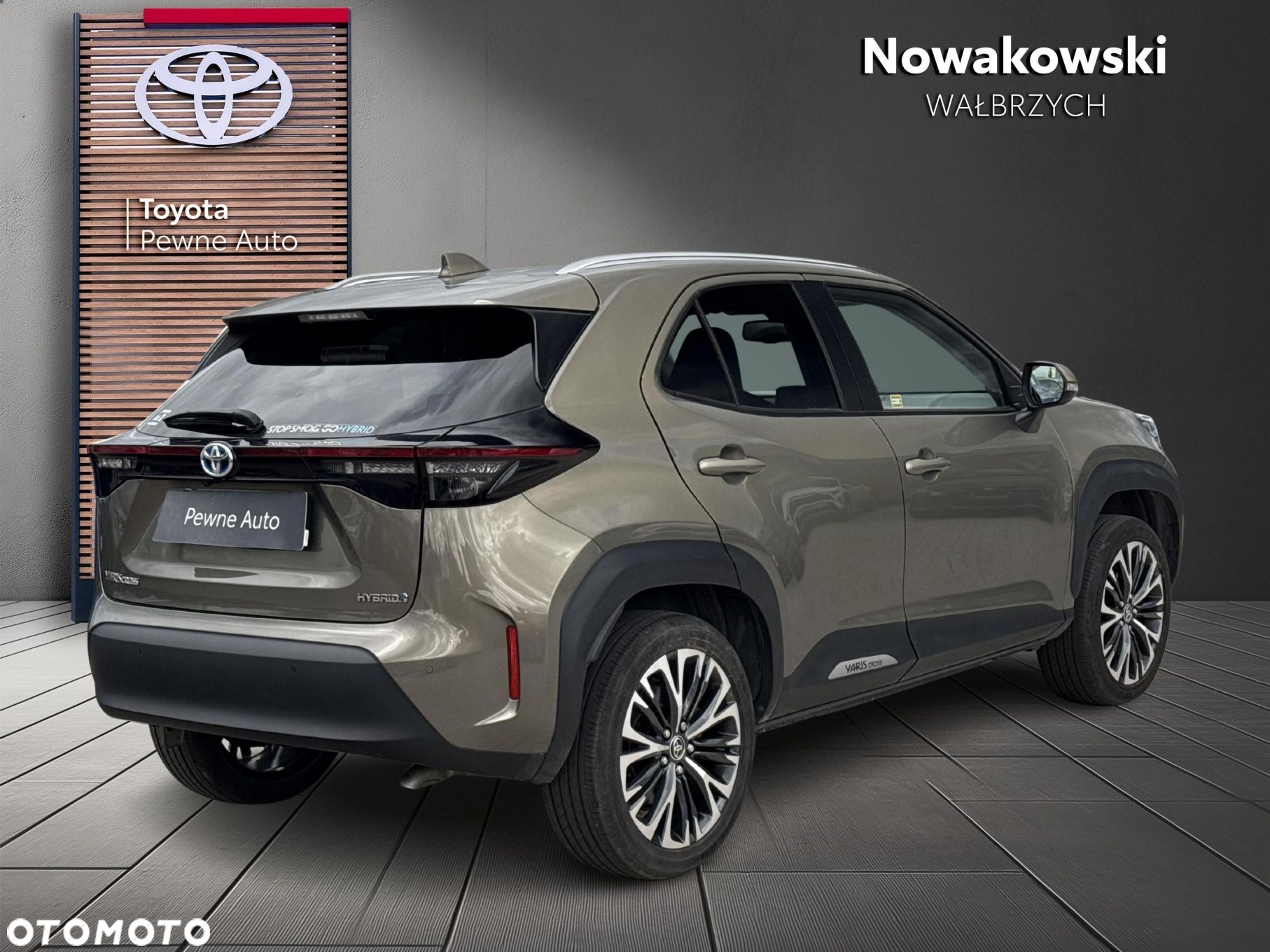 Toyota Yaris Cross Hybrid 1.5 Executive - 2