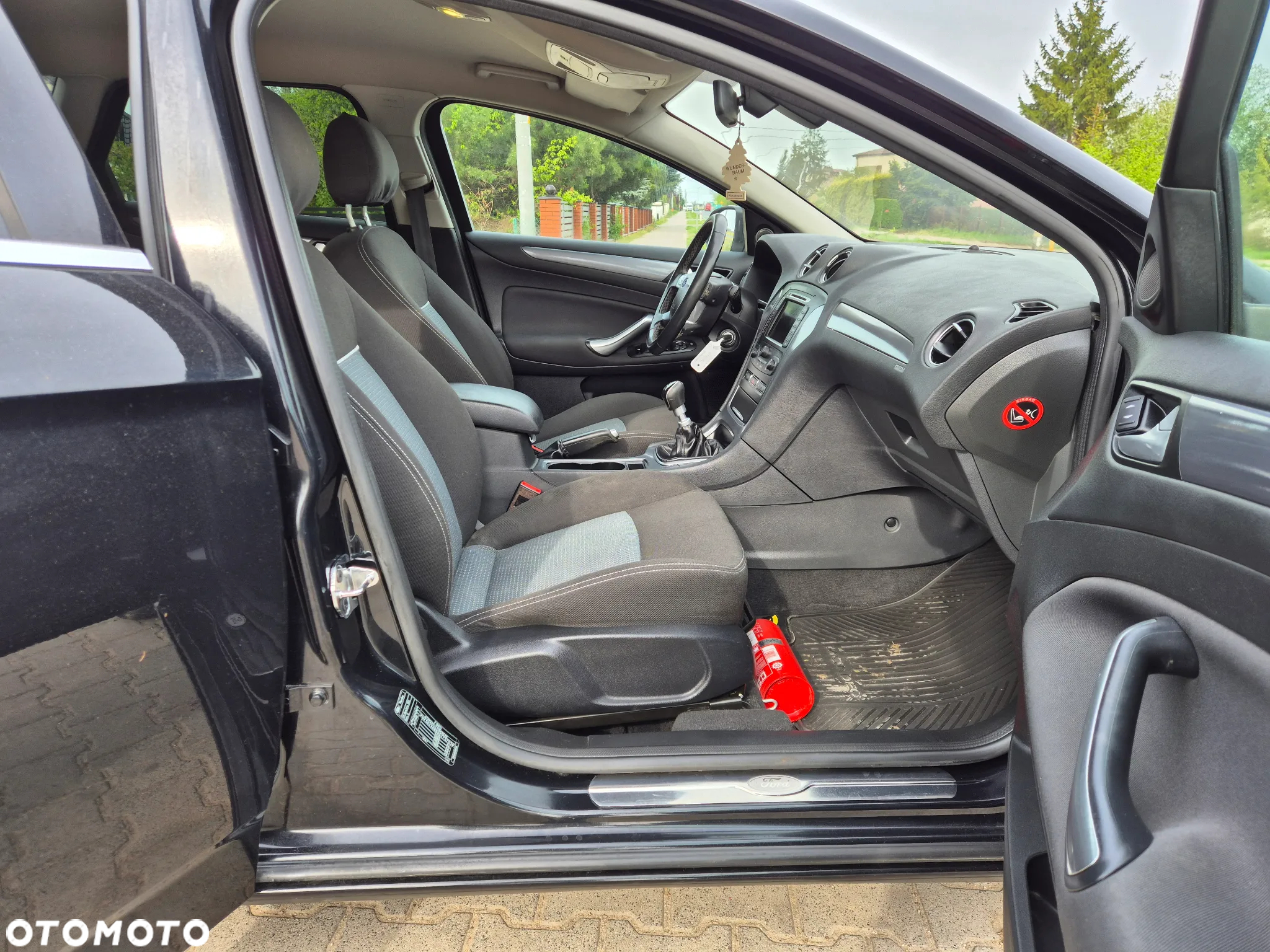 Ford Mondeo 1.6 TDCi Ambiente - 12