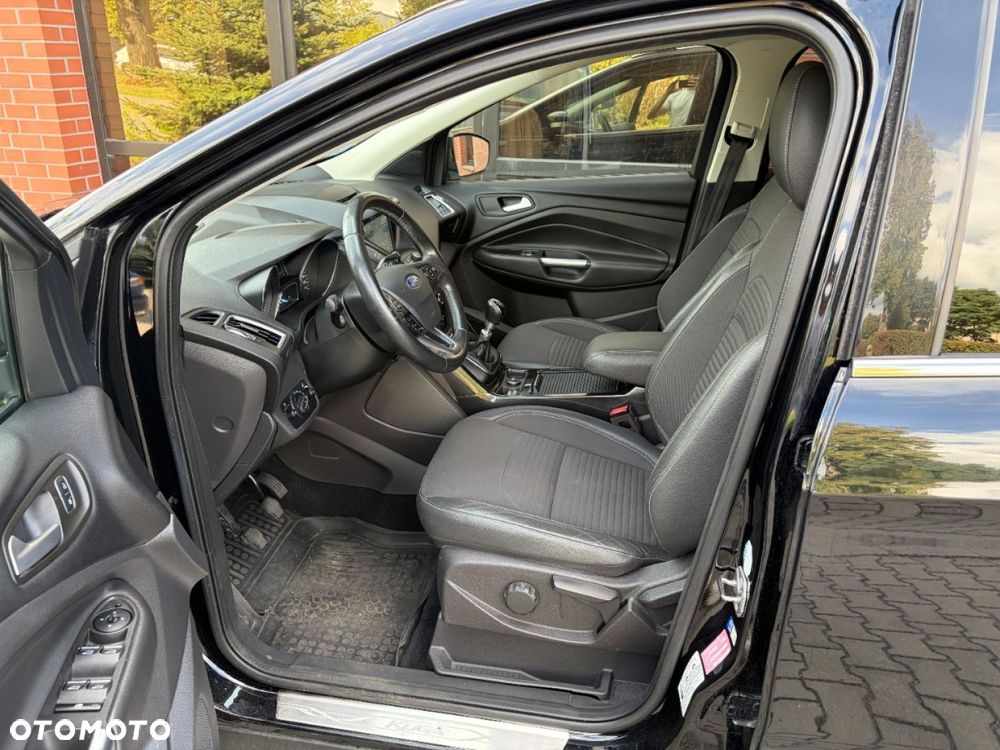 Ford Kuga 2.0 TDCi AWD Titanium - 11