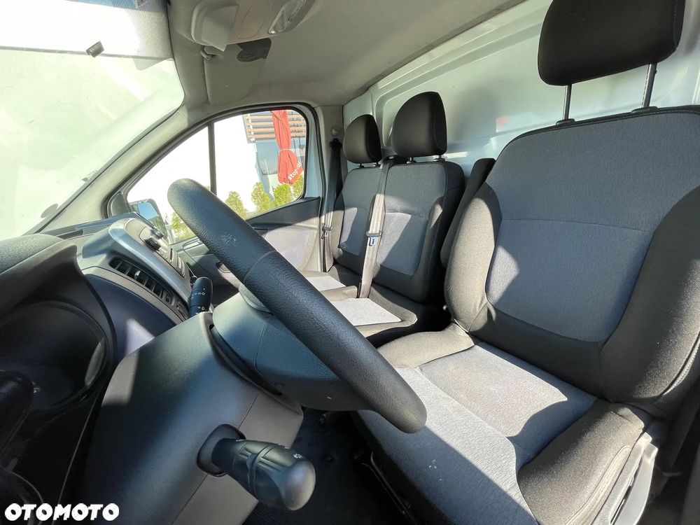 Opel VIVARO - 8