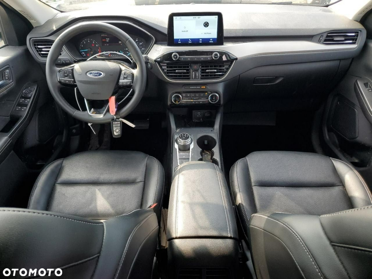 Ford Kuga - 10