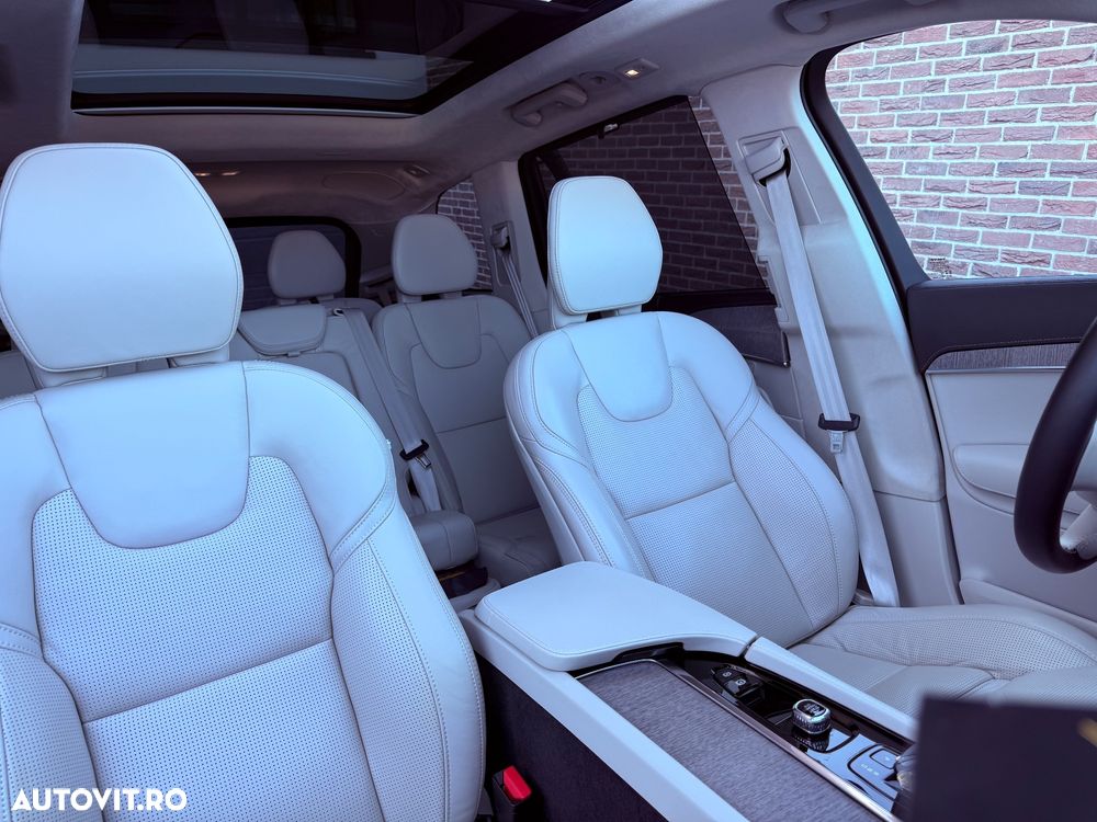 Volvo XC 90 T8 AWD Recharge Geartronic Inscription Edition - 25