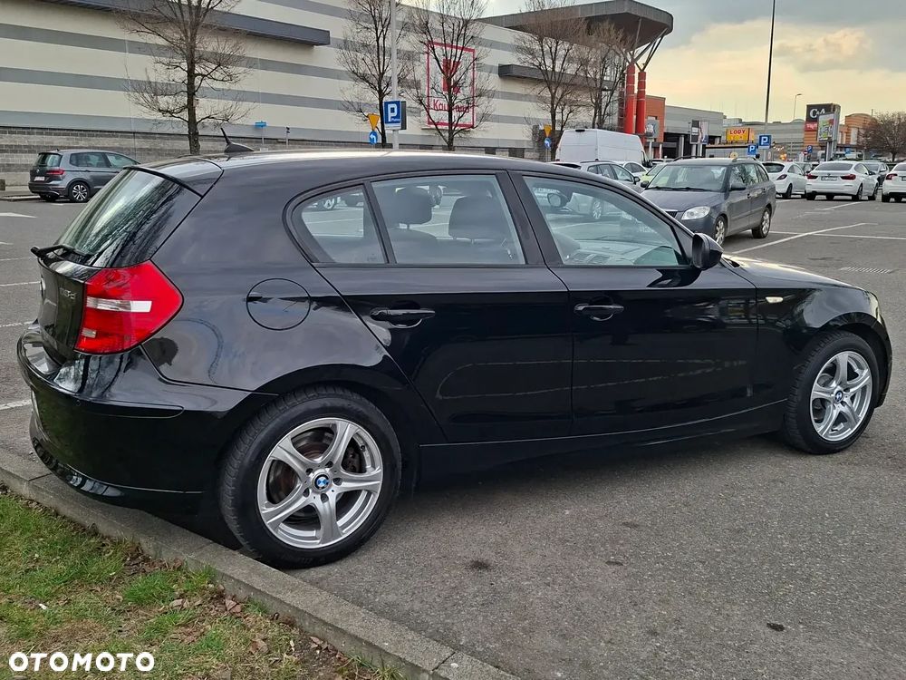 BMW Seria 1 118d - 9