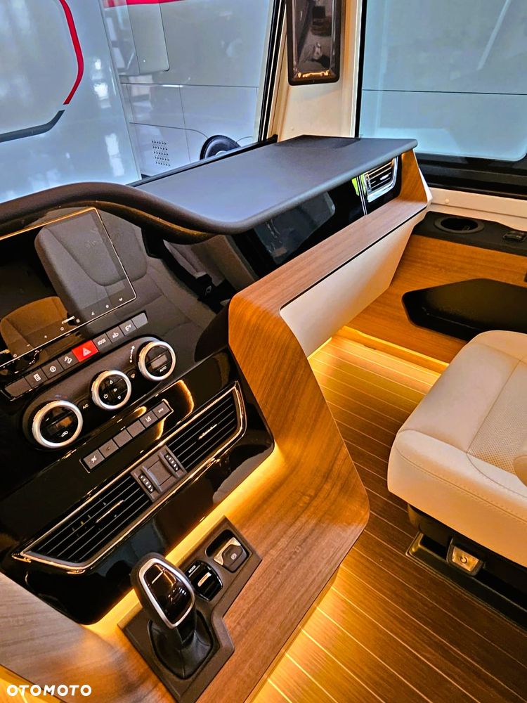 Concorde Carver 850 LI - 26