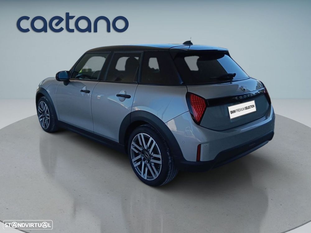 MINI 5 Portas Cooper Classic Auto - 6