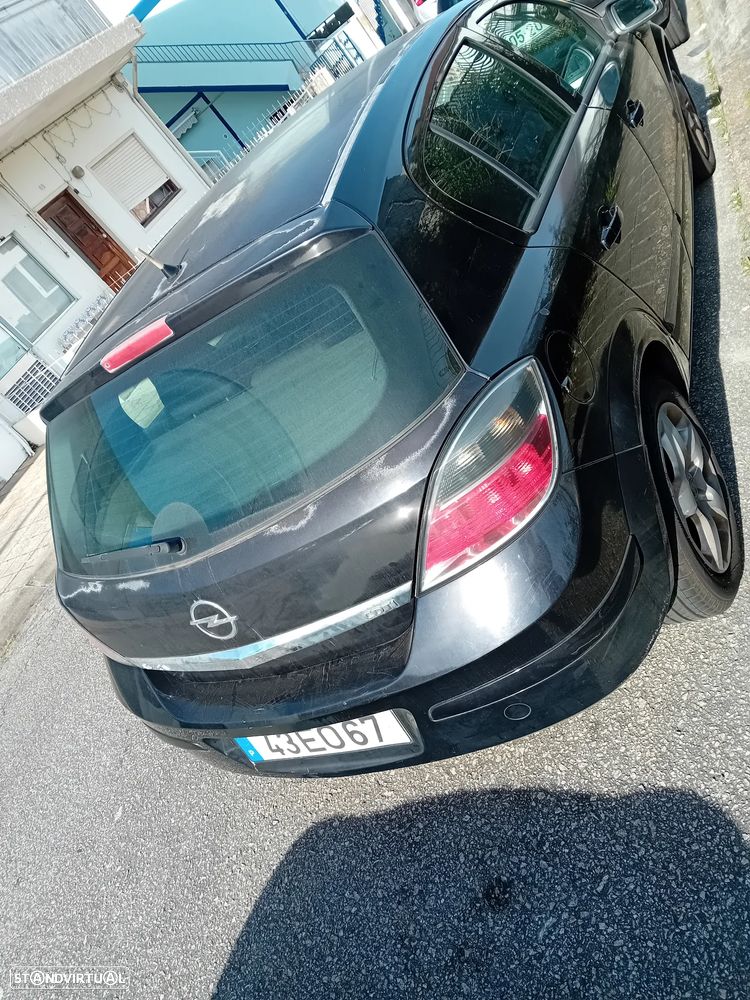 Opel Astra 1.3 CDTI Cosmo - 2