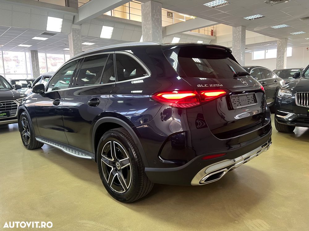 Mercedes-Benz GLC 220 d 4Matic 9G-TRONIC AMG Line Advanced - 13