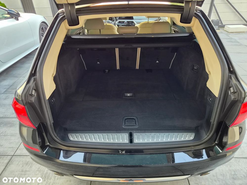 BMW Seria 5 520d xDrive Luxury Line sport - 15