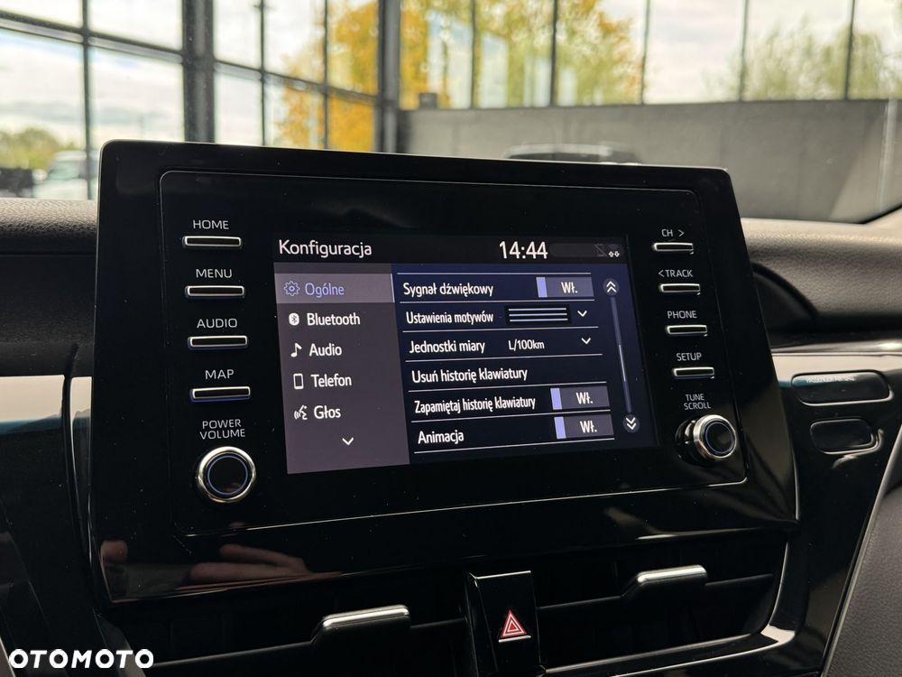 Toyota Camry 2.5 Hybrid Comfort CVT - 35