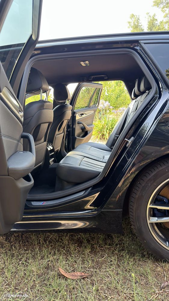 BMW 530 e Pack Desportivo M - 15