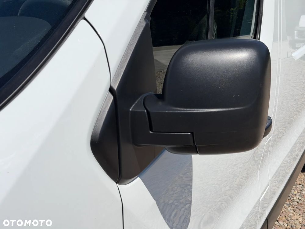 Renault Trafic - 21