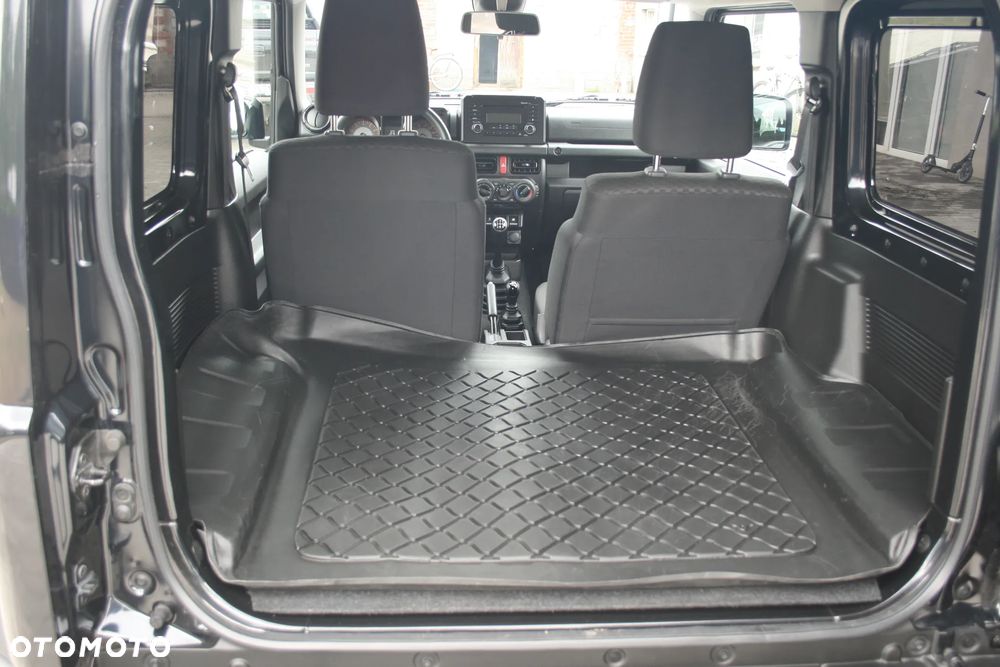 Suzuki Jimny 1.5 Comfort - 14