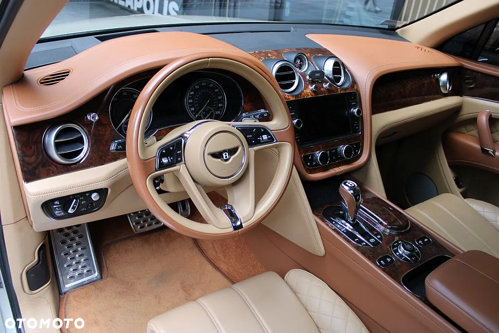 Bentley Bentayga W12 - 19