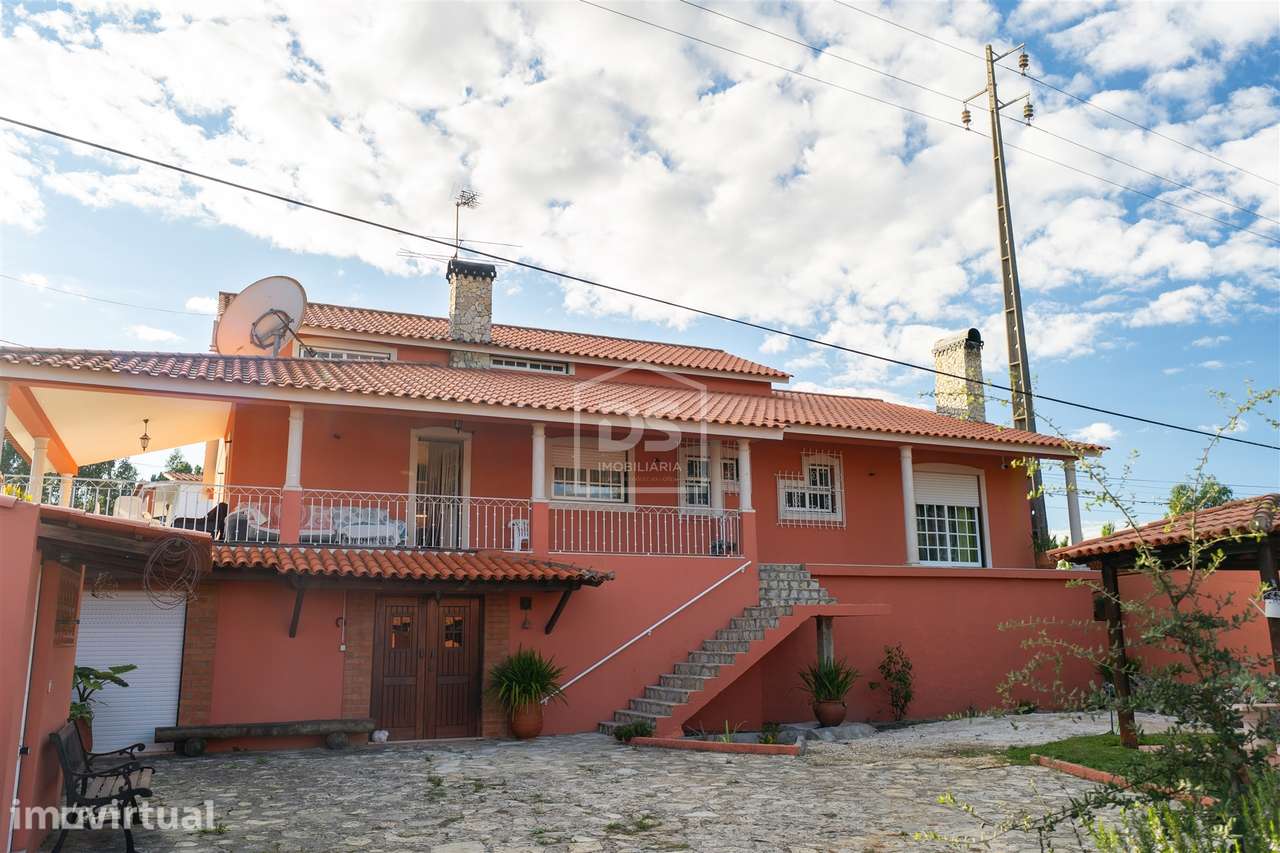 Moradia charmosa T4 c/ Jardim - Grande imagem: 3/52