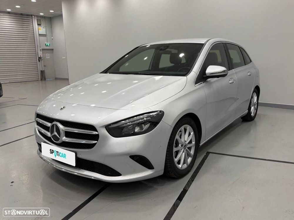 Mercedes-Benz B 200