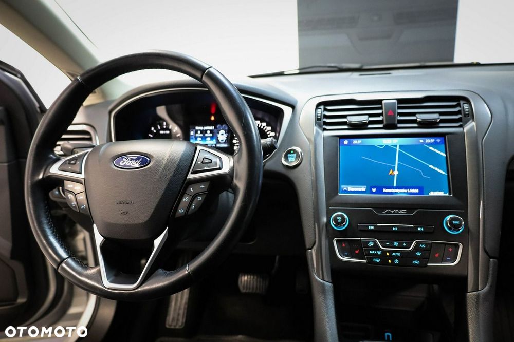 Ford Mondeo - 25