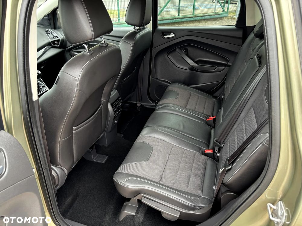 Ford Kuga 2.0 TDCi 4x4 Titanium - 15