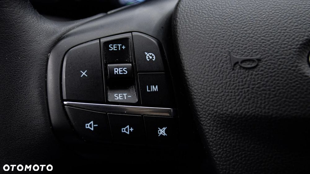 Ford Kuga 2.5P PHEV FWD Titanium X - 20