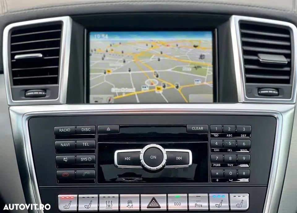 Mercedes-Benz ML 350 BlueTec 4MATIC Aut - 11