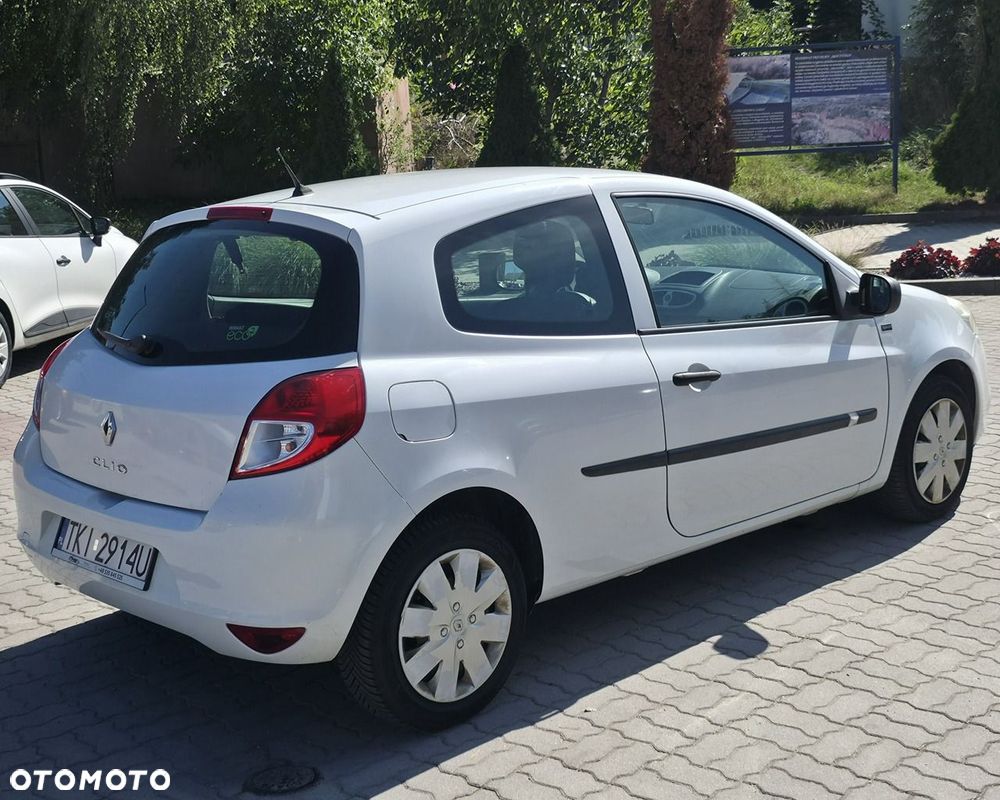 Renault Clio - 3