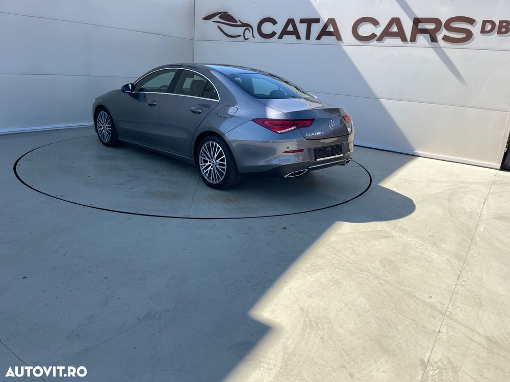 Mercedes-Benz CLA 200 d Coupe Aut. - 10