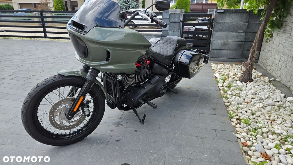 Harley-Davidson Softail Street Bob - 21