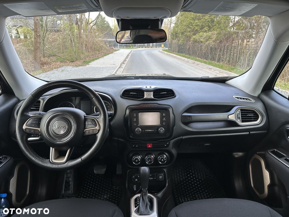 Jeep Renegade - 15