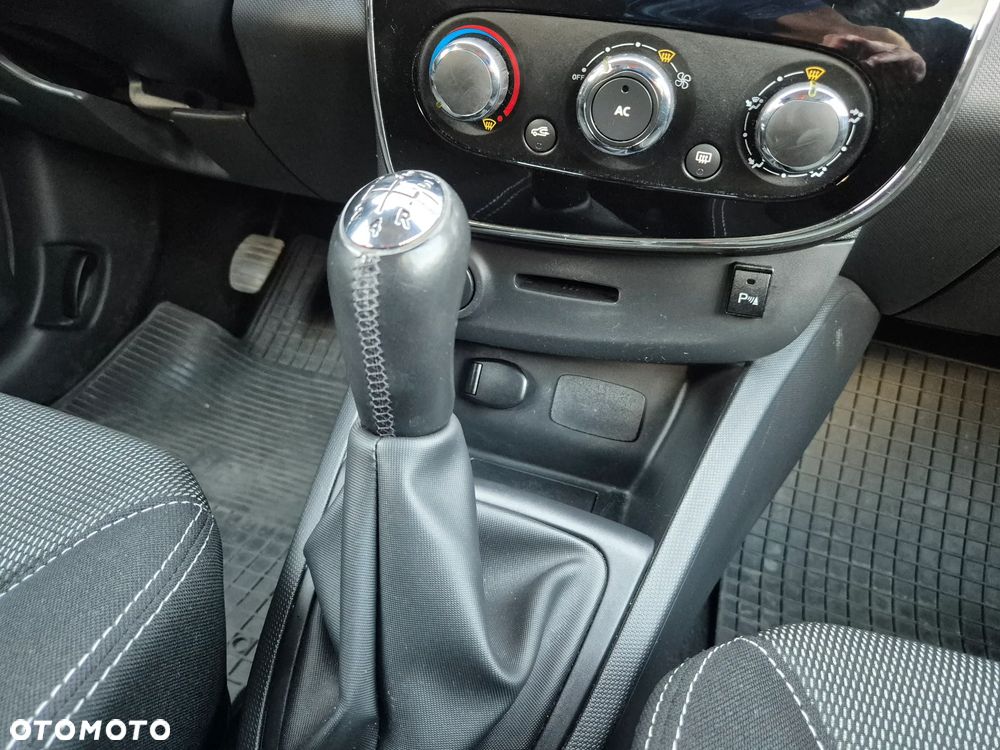 Renault Clio 1.2 16V Intens - 17
