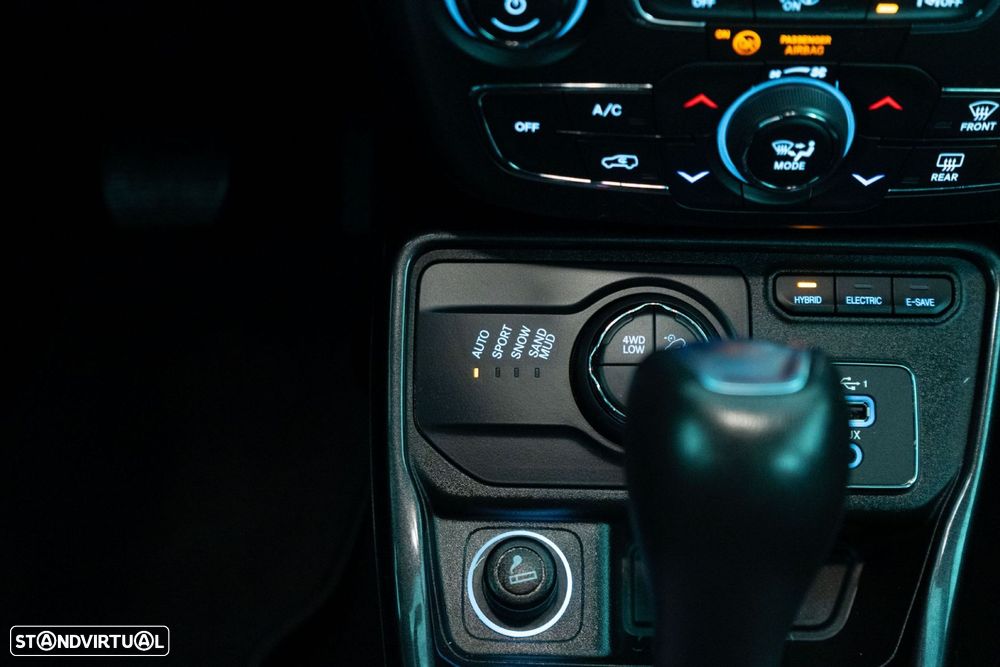 Jeep Compass - 26