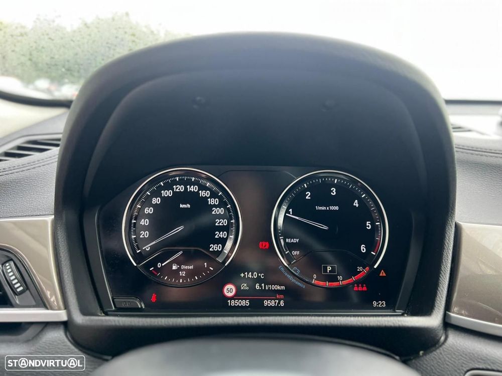 BMW 118 dA Line Urban - 5