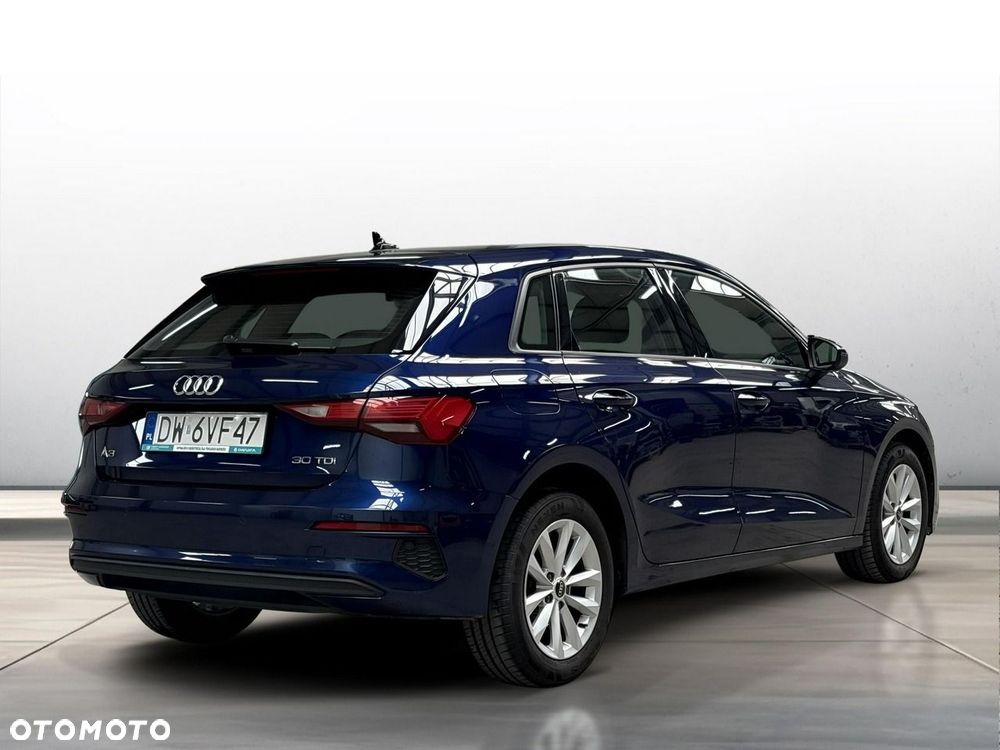 Audi A3 Sportback - 3