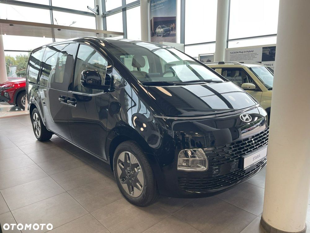Hyundai Staria - 6