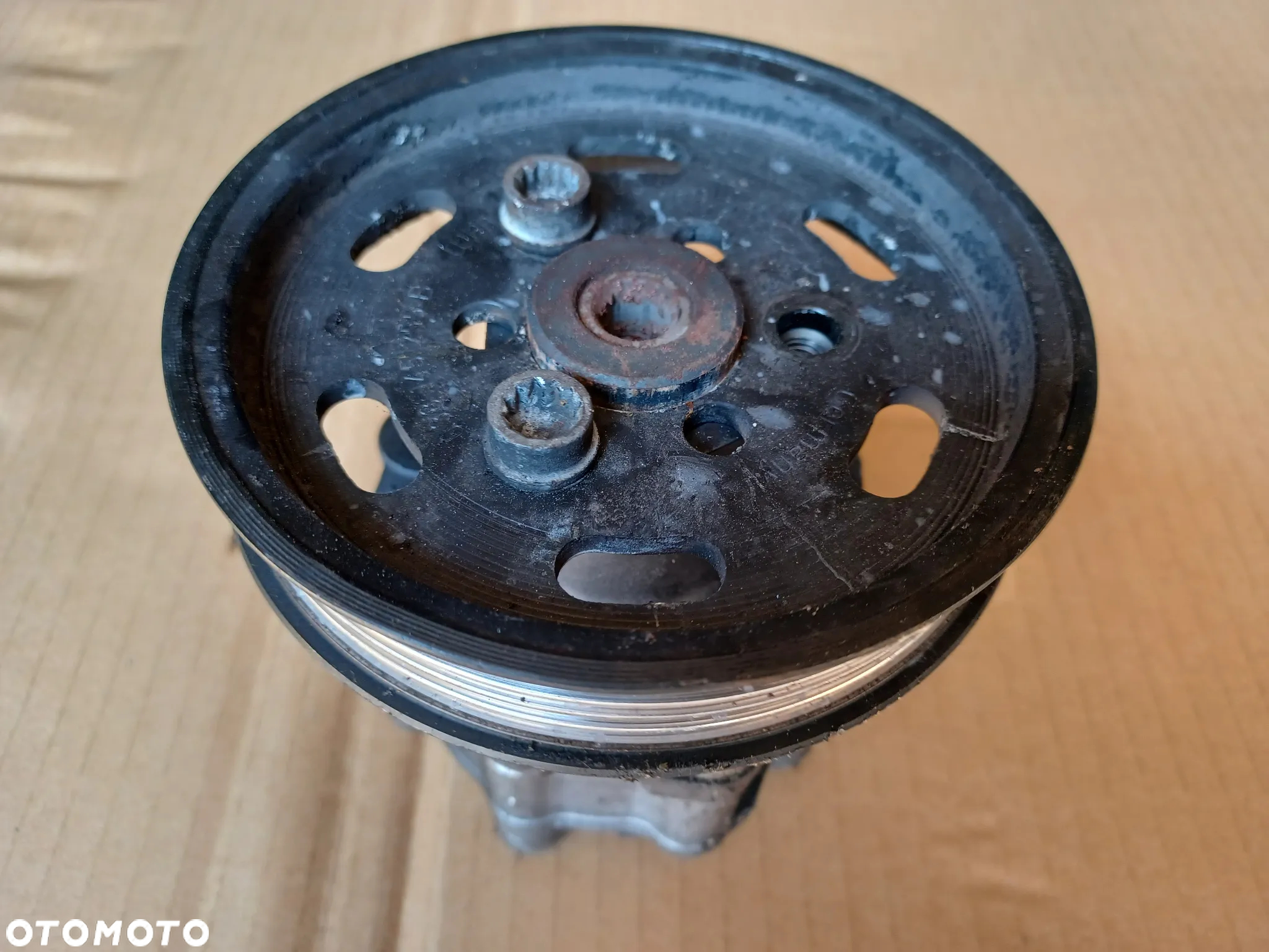 POMPA WSPOMAGANIA A4 B8 2.0 TDI 8K0145154B - 3