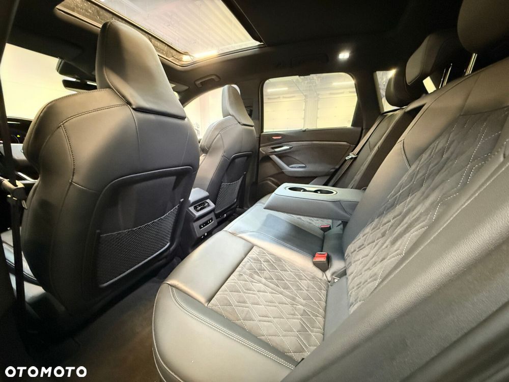 Audi Q6 e-tron - 27