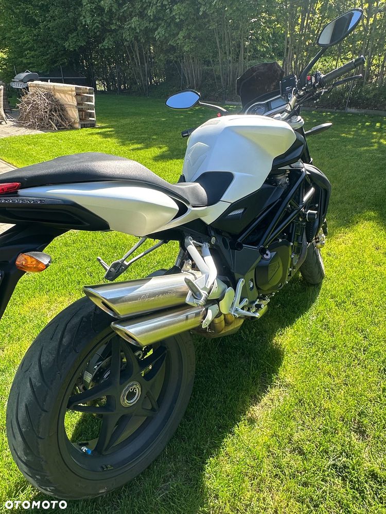 MV AGUSTA Brutale - 3