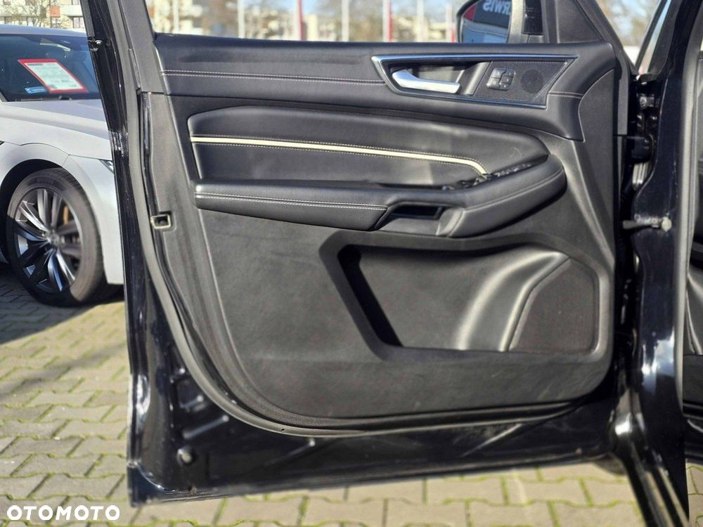Ford S-Max - 21