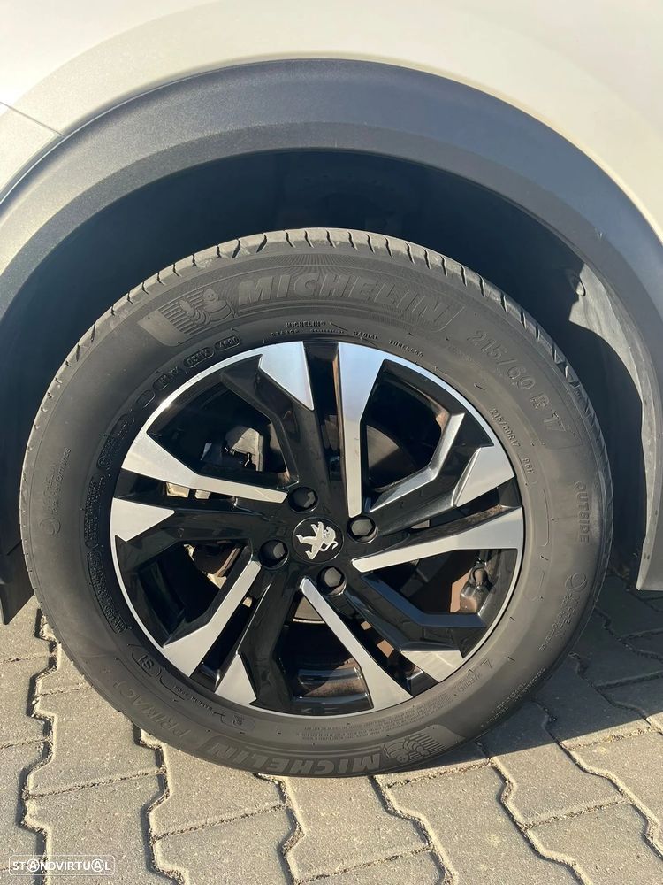 Peugeot 2008 - 18