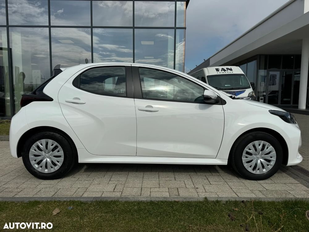 Toyota Yaris 1.5 VVT-i HSD Exclusive Style - 8
