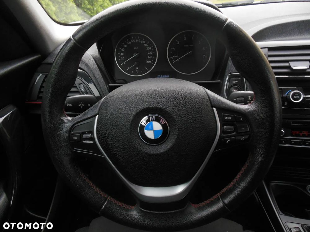 BMW Seria 1 118i Sport Line - 22