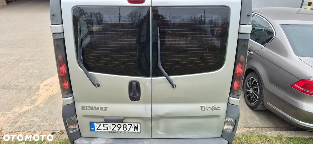 Renault Trafic - 6
