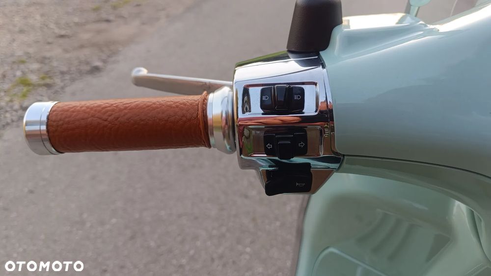 Piaggio Vespa - 14
