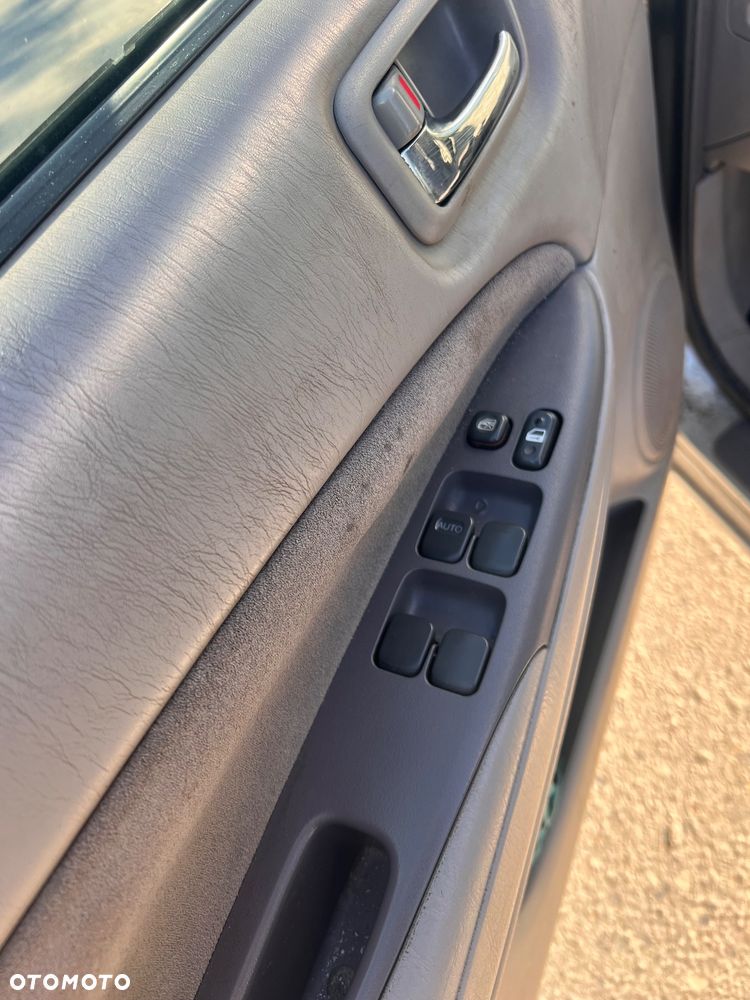Toyota Prius - 8