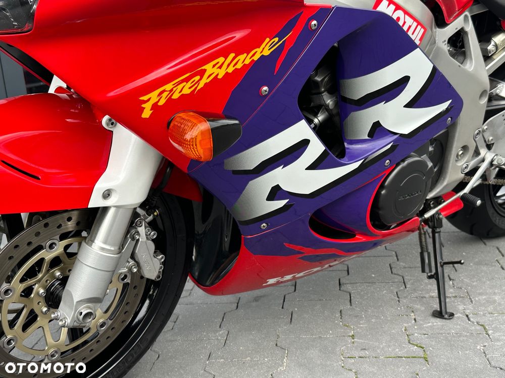 Honda CBR - 37