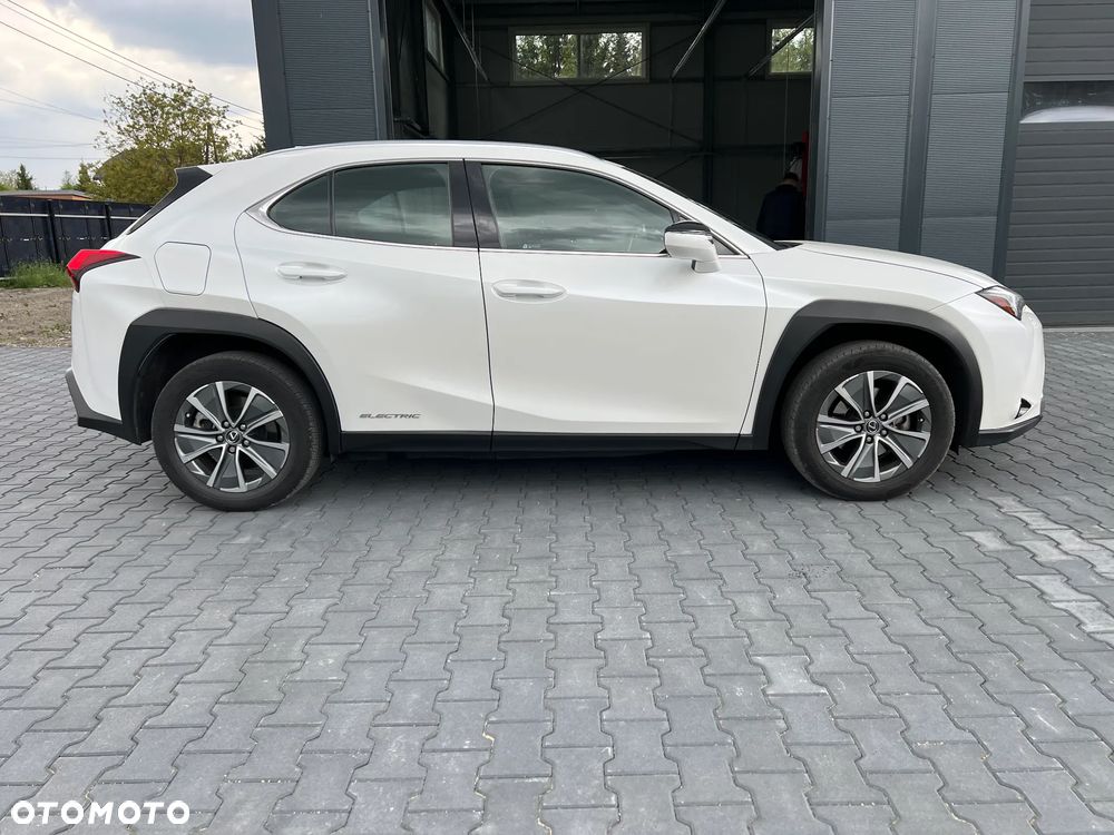 Lexus UX 300e 54.3 kWh Business Edition 2WD - 6