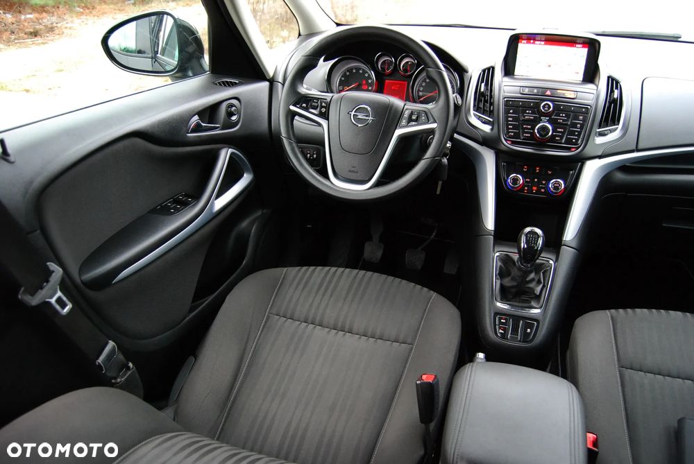 Opel Zafira 1.4 T Cosmo EU6 - 32